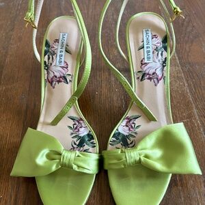 Sachin and Babi size 10 lime green kitten heals